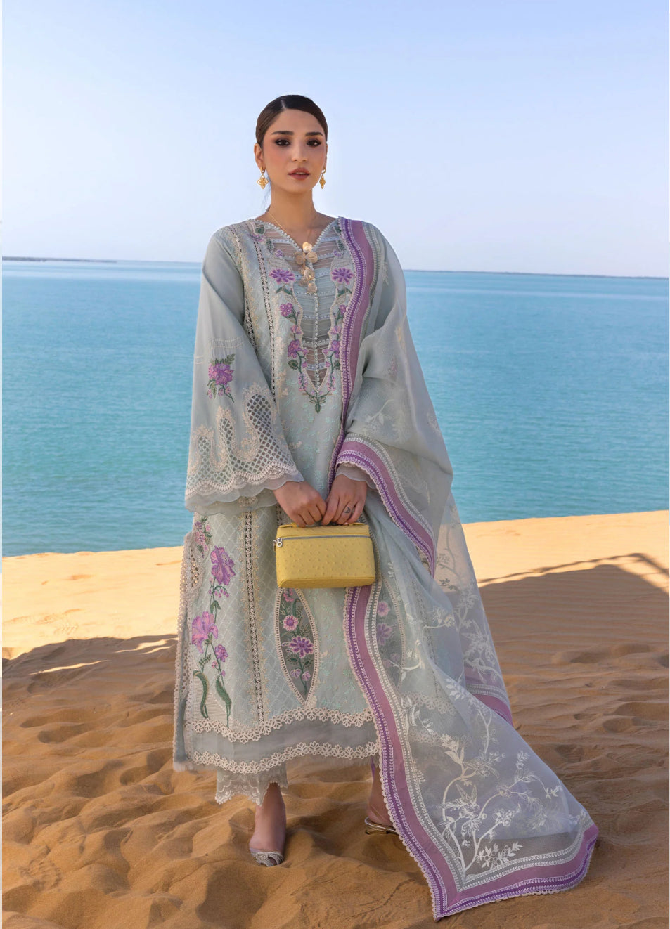 Crimson A Handmade Tale - D2 A