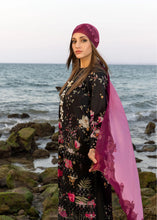 Load image into Gallery viewer, Crimson Bloom Bold - D4 B