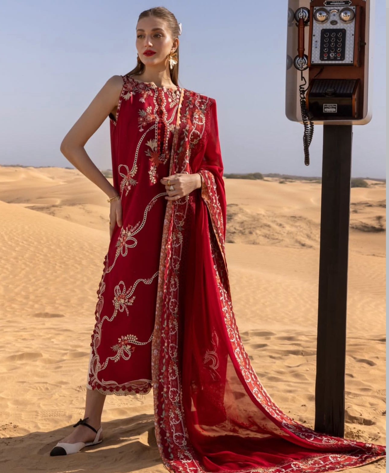 Crimson Twirls And Ties - D8 B