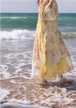 Load image into Gallery viewer, Crimson Who&#39;s That Girl - D3 A