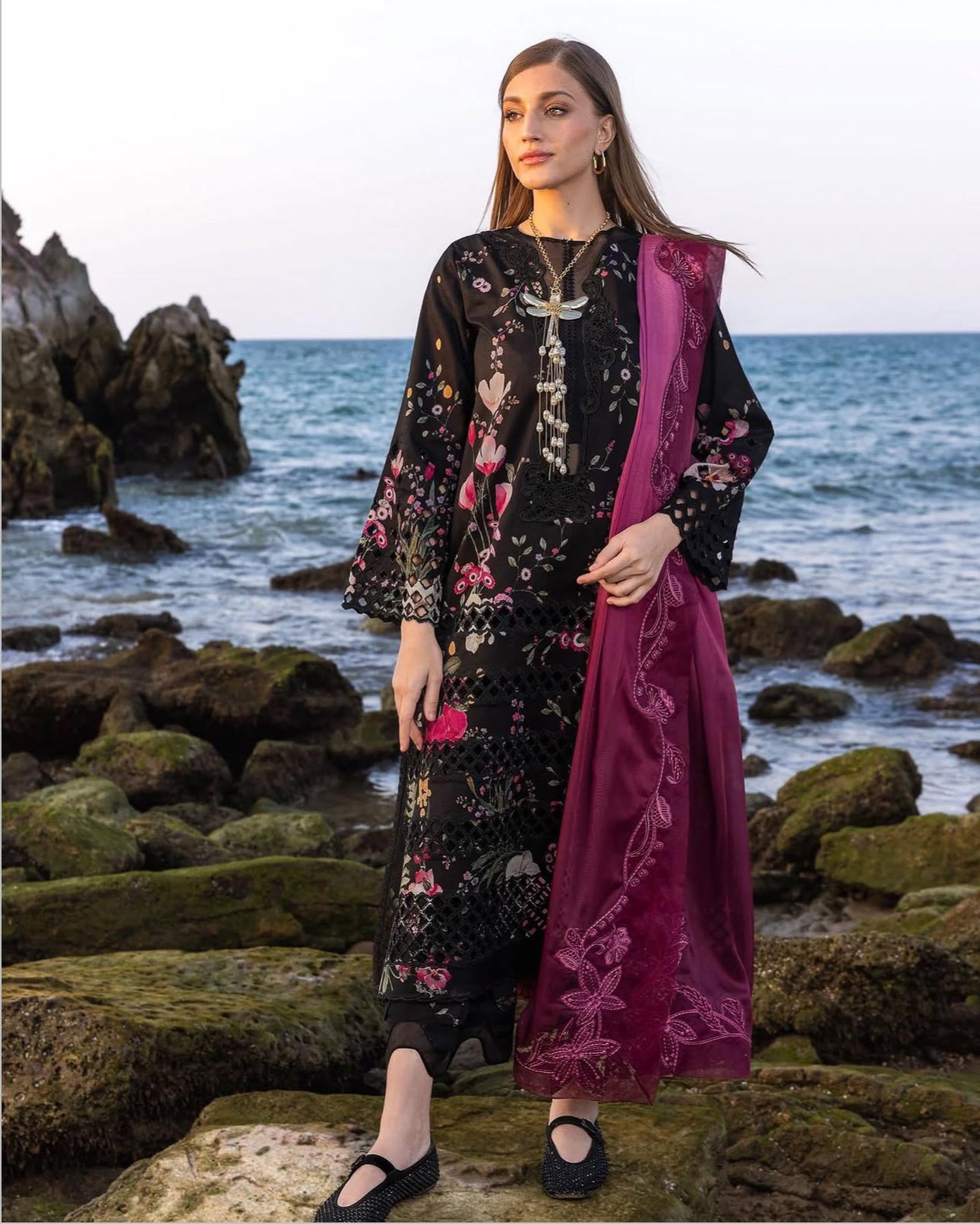 Crimson Bloom Bold - D4 B