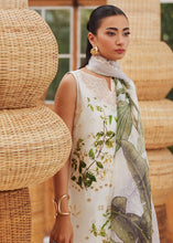 Load image into Gallery viewer, Crimson Pret The Leaves are Calling