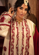 Load image into Gallery viewer, Crimson Winter Musafir