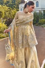 Load image into Gallery viewer, Soraya LUMENE FESTIVE 2025 ORNELLA