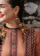 Load image into Gallery viewer, Winter shawl Sahira