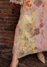 Load image into Gallery viewer, CRIMSON BONJOUR AND BLOOM - D4B