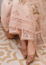 Load image into Gallery viewer, CRIMSON X SAIRA PRET 
Crimson
Beyond the Garden - CRSS-ASP-24 01